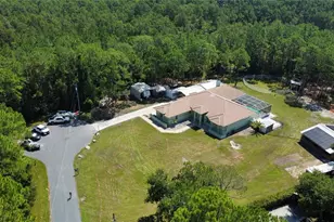 7190 6 Gun Ct, Saint Cloud, FL 34771 - Photo 3