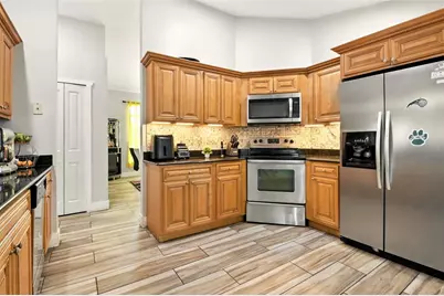 6084 Brookhill Circle, Orlando, FL 32810 - Photo 17