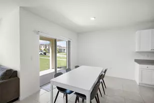 1340 Daisy Field Dr, Winter Haven, FL 33884 - Photo 9