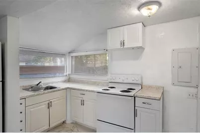 322 S Maple Avenue, Sanford, FL 32771 - Photo 7