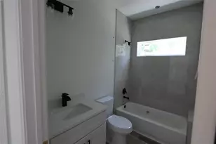 9118 N Cortlandt Dr, Citrus Springs, FL 34434 - Photo 5