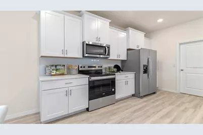 2009 Walnut Creek Drive, Kissimmee, FL 34744 - Photo 11