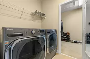 11807 Cross Vine Dr, Riverview, FL 33579 - Photo 15