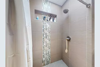 811 E 10th Avenue, New Smyrna Beach, FL 32169 - Photo 19