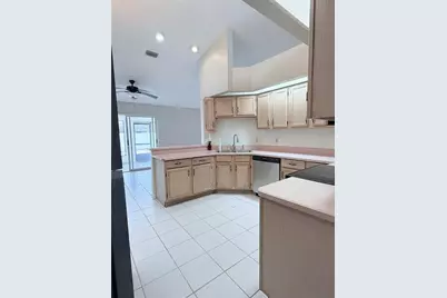 30 Pinetree Drive, Palm Coast, FL 32164 - Photo 19