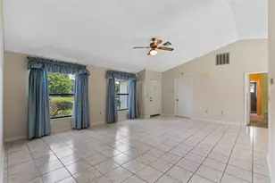 3395 Pineridge Cir, Kissimmee, FL 34746 - Photo 5