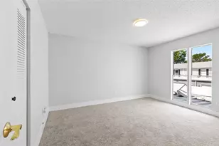 11907 Dietz Dr, Tampa, FL 33626 - Photo 17