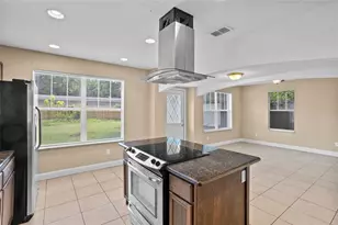 1208 Palmer St, Orlando, FL 32801 - Photo 9