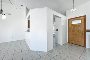 2211 Fairmont Cir, Orlando, FL 32837 - Photo 15