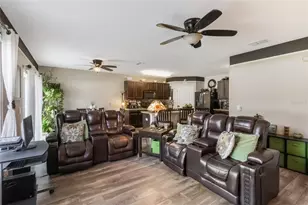 210 Lazy Willow Dr, Davenport, FL 33897 - Photo 7