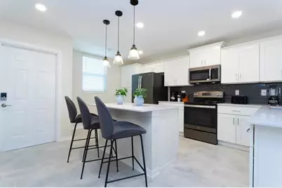 3161 Paradox Circle #304, Kissimmee, FL 34746 - Photo 5