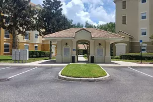 3368 Robert Trent Jones Dr, Orlando, FL 32835 - Photo 9