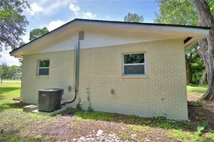 902 Palmer Rd, Lakeland, FL 33801 - Photo 9