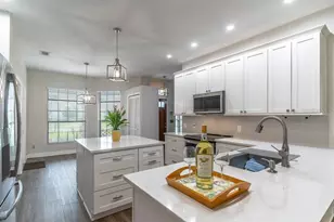 2213 Oldfield Dr, Orlando, FL 32837 - Photo 17