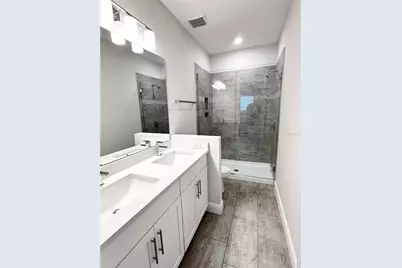 7121 Carrickbend Lane, Orlando, FL 32819 - Photo 23