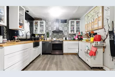 2425 Sandy Ln, Orlando, FL 32808 - Photo 9