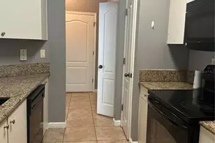 4865 Cypress Woods Dr, Orlando, FL 32811 - Photo 9