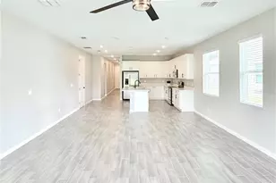 10157 Spring Lake Dr, Clermont, FL 34711 - Photo 9