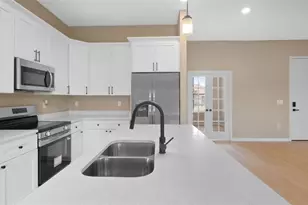 13639 Begonia Cir, Port Charlotte, FL 33981 - Photo 5