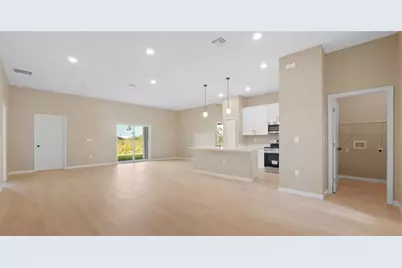 13639 Begonia Circle, Port Charlotte, FL 33981 - Photo 11