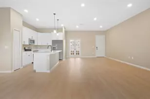 13639 Begonia Cir, Port Charlotte, FL 33981 - Photo 9