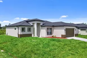 13639 Begonia Cir, Port Charlotte, FL 33981 - Photo 3