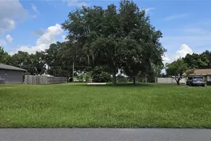 Linda, Kissimmee, FL 34744 - Photo 1