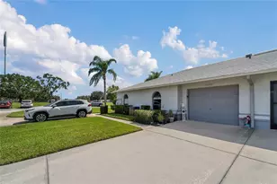 23205 Club Villas Dr, Land O Lakes, FL 34639 - Photo 11