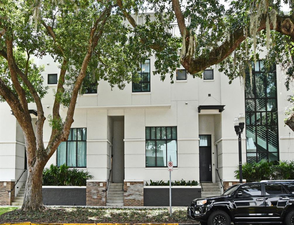 460 E Jackson St #5 main architectural view