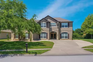 219 Largovista Dr, Oakland, FL 34787 - Photo 1