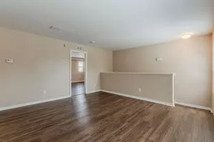 10501 Marsanne Pl, Riverview, FL 33578 - Photo 13