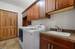 16623 Royal Palm Dr, Groveland, FL 34736 - Photo 23