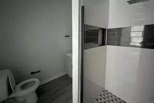 911 N Orange Ave, Orlando, FL 32801 - Photo 13