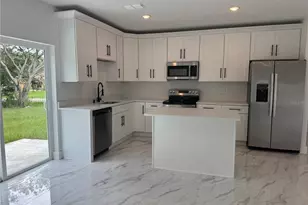 2007 W Hamshire Blvd, Citrus Springs, FL 34434 - Photo 5