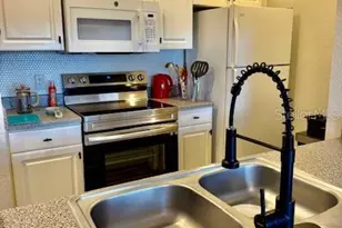 860 N Orange Ave, Orlando, FL 32801 - Photo 15