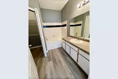 6071 Westgate Dr Westgate Dr #321, Orlando, FL 32835 - Photo 21