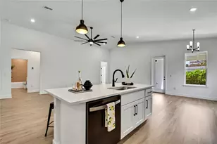 6589 Freeport Dr, Spring Hill, FL 34608 - Photo 11