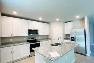 535 Amadoras Wy, Saint Cloud, FL 34771 - Photo 5