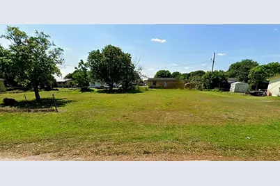 1020 Kentucky Avenue, Clewiston, FL 33440 - Photo 1