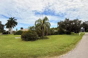 2231 Randolph Dr, Fort Myers, FL 33905 - Photo 3
