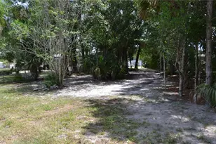 624 Hager Ct, Deltona, FL 32725 - Photo 69