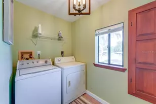 900 N Harbor Terrace, Tavares, FL 32778 - Photo 37