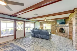 900 N Harbor Terrace, Tavares, FL 32778 - Photo 11