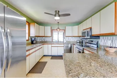 900 N Harbor Terrace, Tavares, FL 32778 - Photo 31