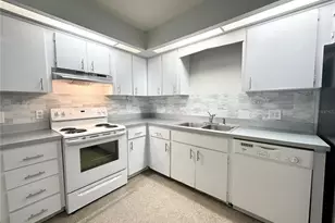 101 Lake Hunter Dr, Lakeland, FL 33803 - Photo 3