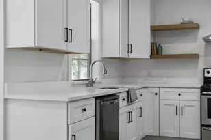 214 E 18th St, Sanford, FL 32771 - Photo 9