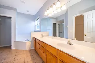 2280 Yorville Ct, Ocoee, FL 34761 - Photo 19