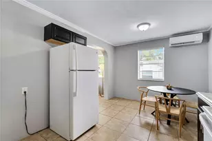 415 S Hyer Ave, Orlando, FL 32801 - Photo 15