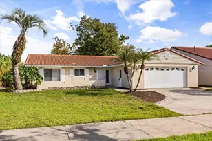 5225 Gateway Ave, Orlando, FL 32821 - Photo 1