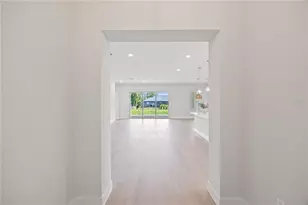 1289 Oregon Ln, North Port, FL 34286 - Photo 7